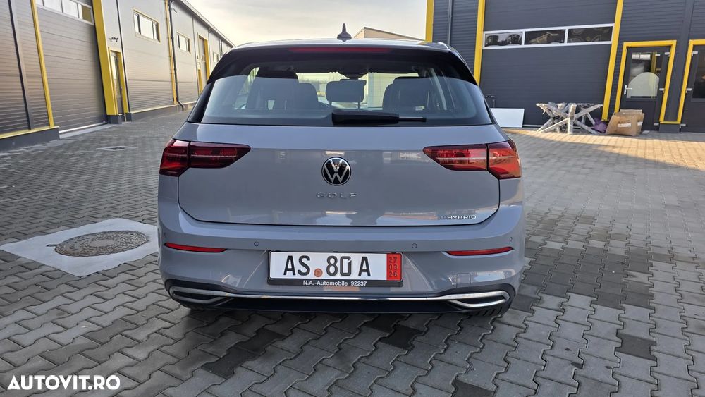 Volkswagen Golf Standard - 39