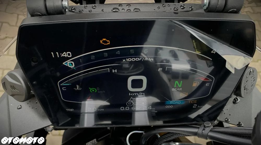 VOGE 900DSX - 8