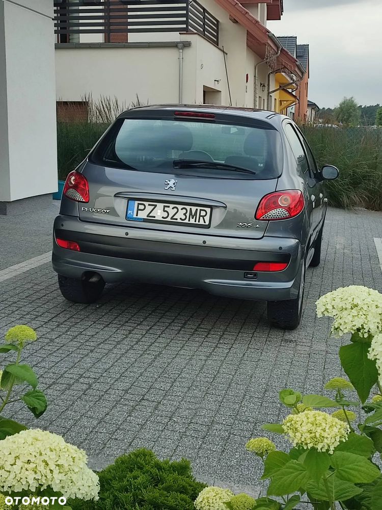 Peugeot 206 plus 1.1 Presence - 15
