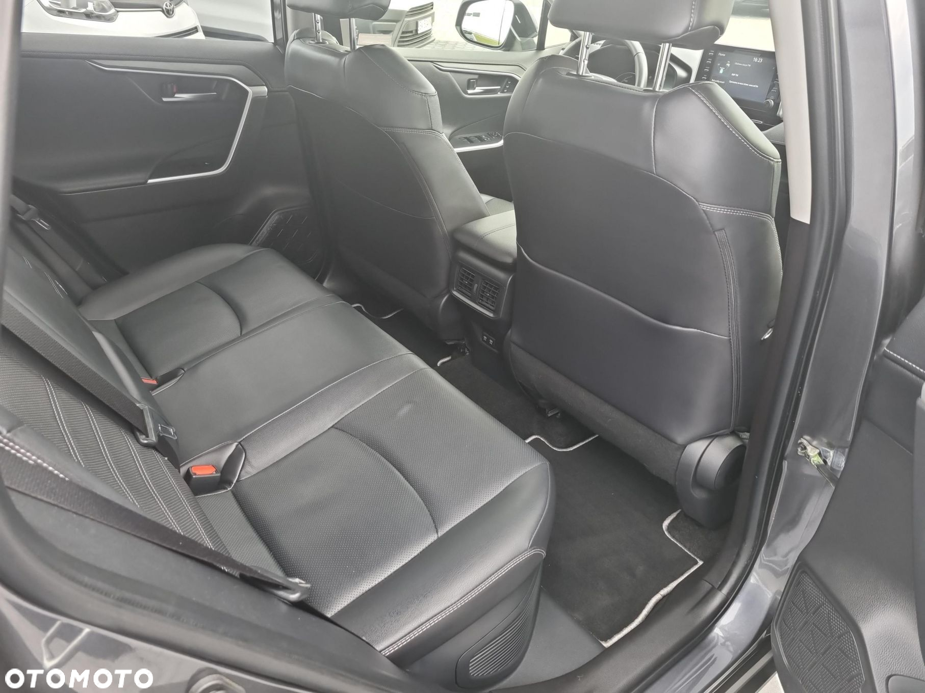 Toyota RAV4 2.5 Hybrid Executive 4x4 - 12
