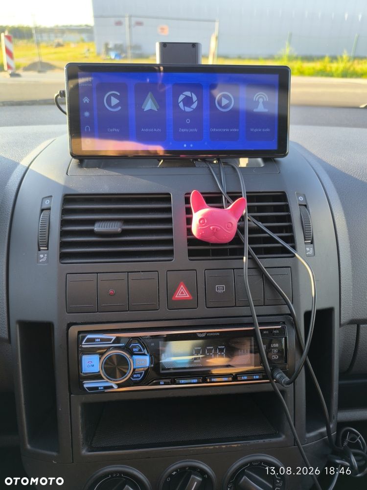Volkswagen Polo - 5