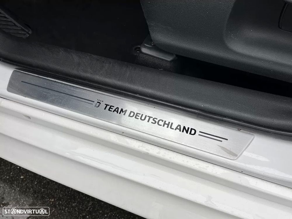 Toyota Yaris 1.5 HDF Comfort Plus - 25