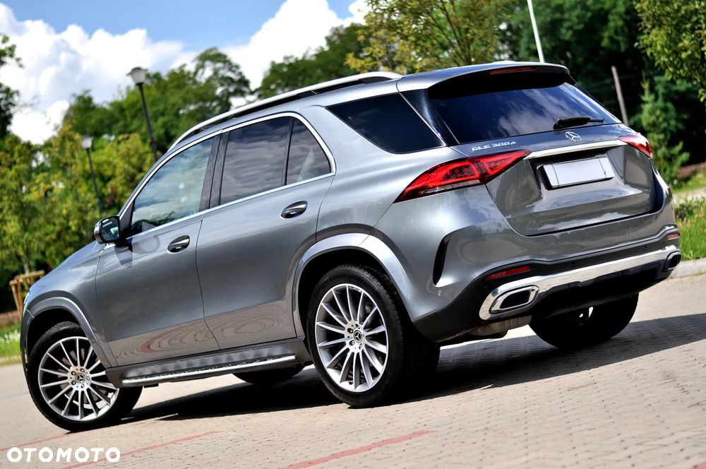 Mercedes-Benz GLE 300 d 4Matic 9G-TRONIC AMG Line - 15