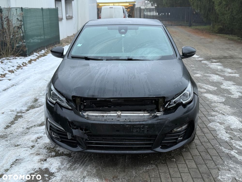 Peugeot 308 PureTech 130 GPF EAT8 Stop & Start GT - 14