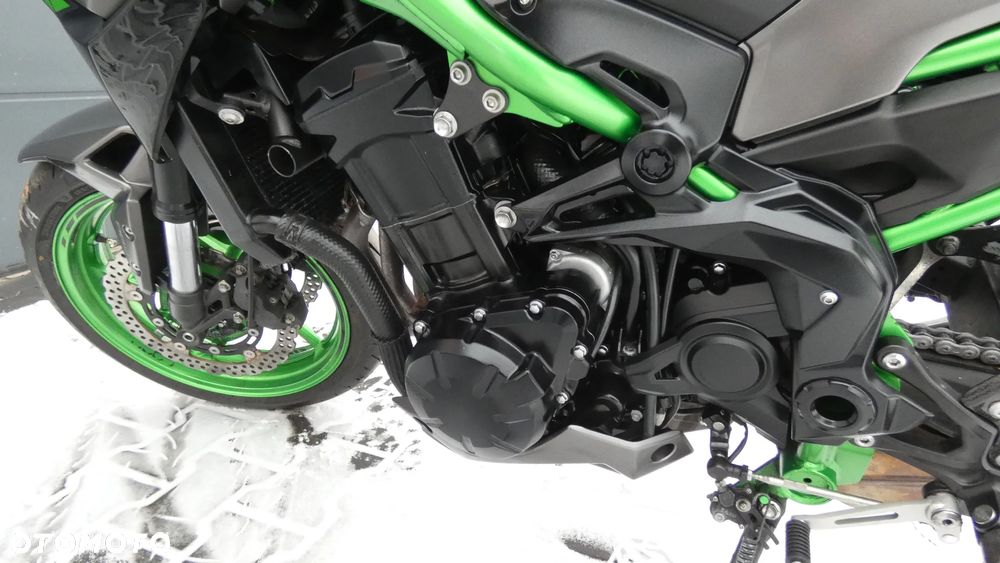 Kawasaki Z 900 - 14