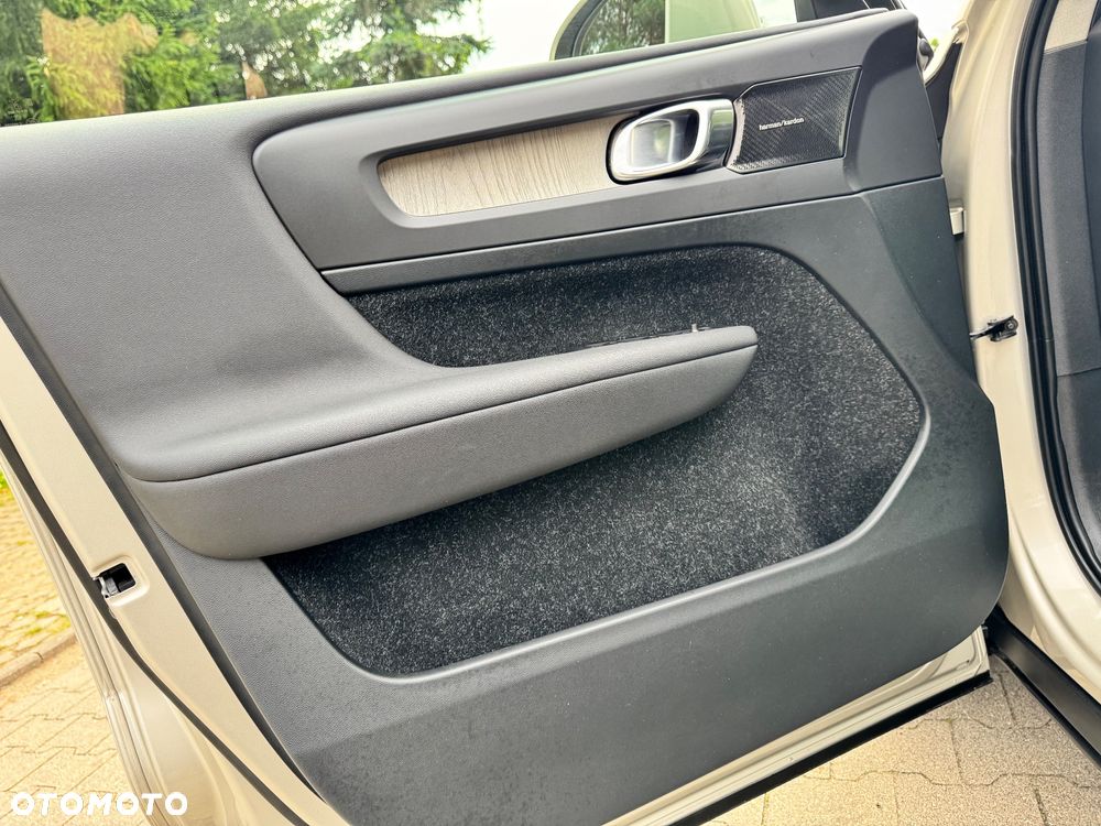 Volvo XC 40 D3 SCR Inscription - 34