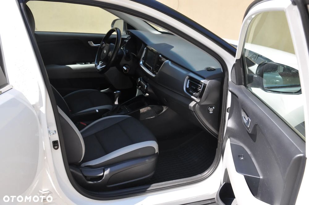 Kia Stonic 1.6 CRDi SCR L - 12