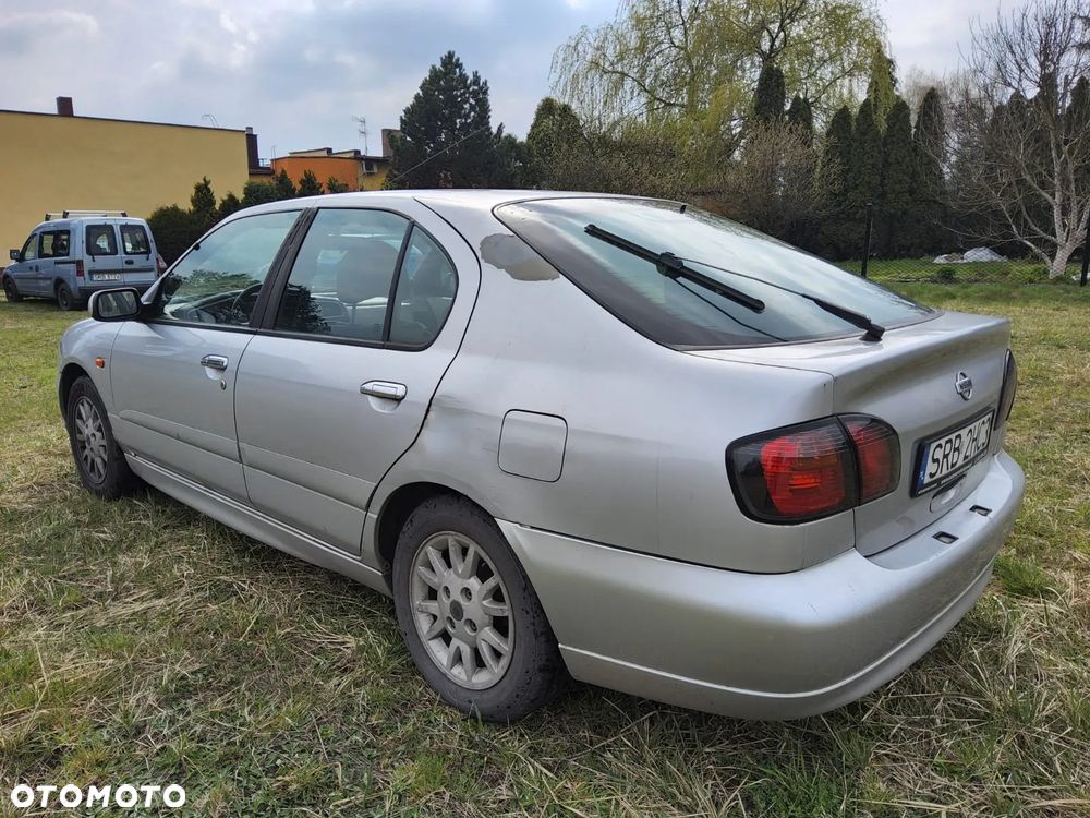 Nissan Primera 1.8 Comfort High - 2