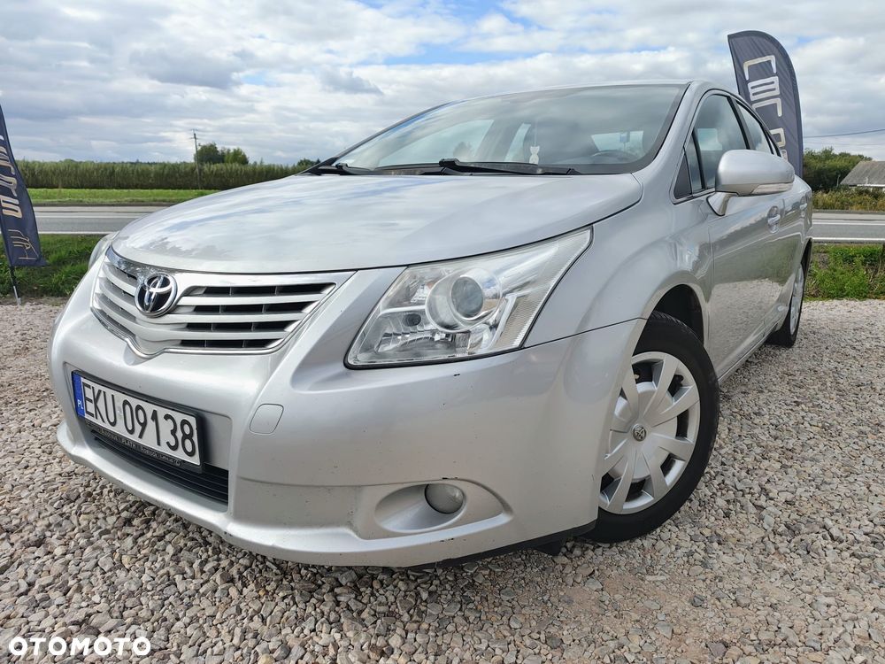 Toyota Avensis - 15