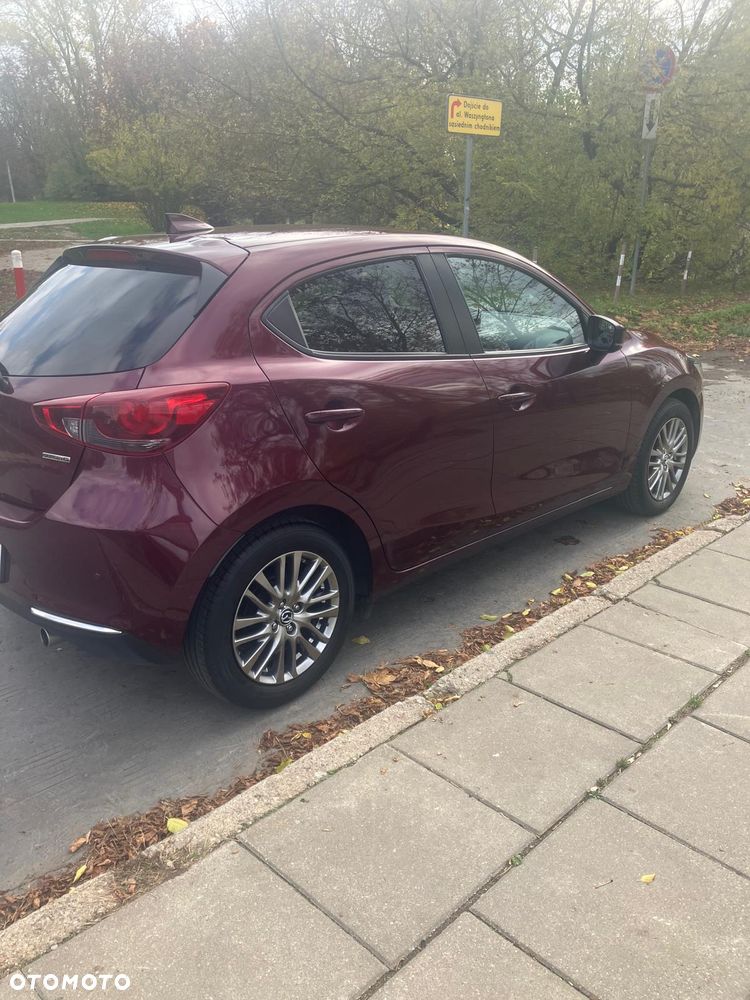 Mazda 2 - 3