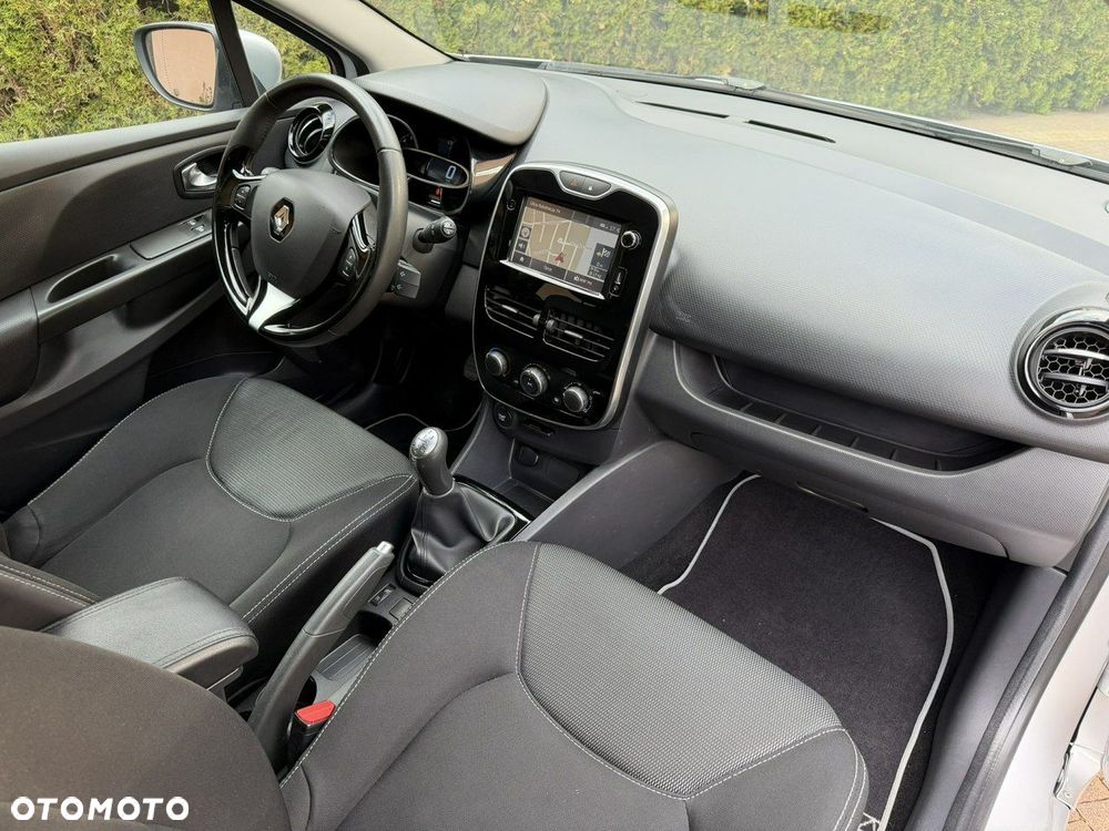 Renault Clio 1.2 16V Life EU6 - 19