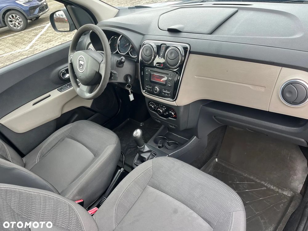 Dacia Lodgy 1.6 Laureate - 12