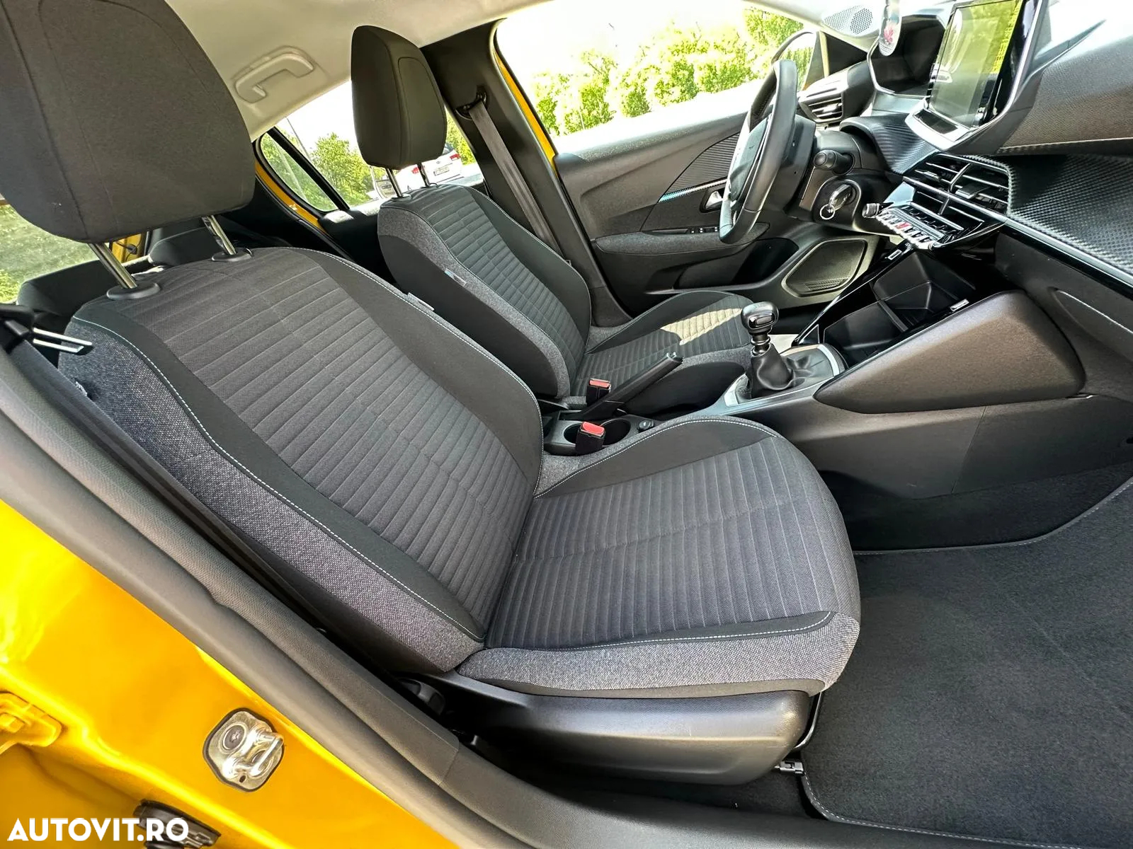 Peugeot 208 PureTech 100 Style - 16
