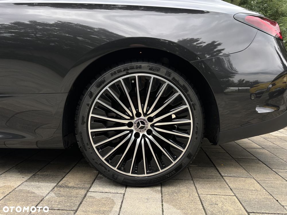Mercedes-Benz CLE 300 4Matic 9G-TRONIC Edition AMG Line - 13