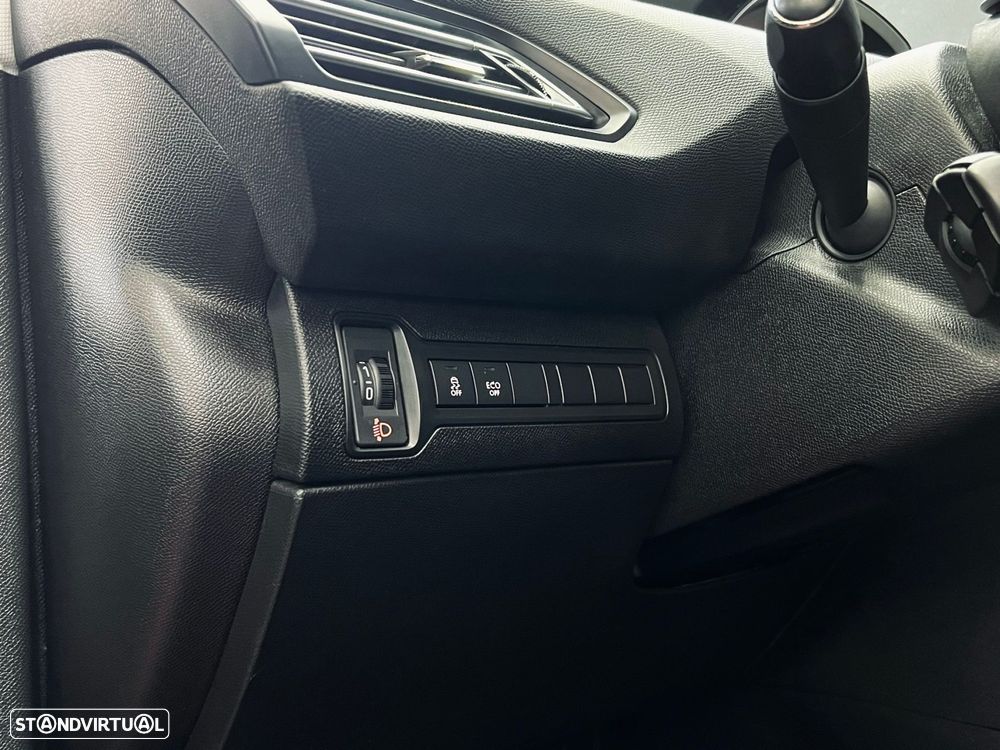 Peugeot 308 1.6 BlueHDi Style - 18