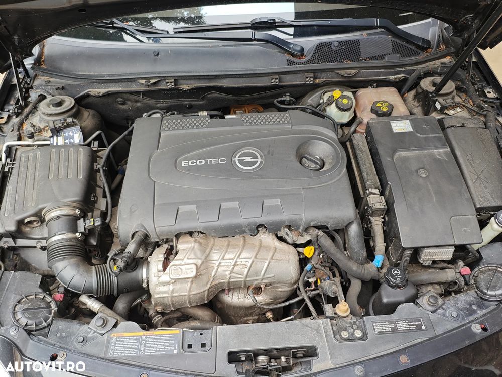 Opel Insignia - 13