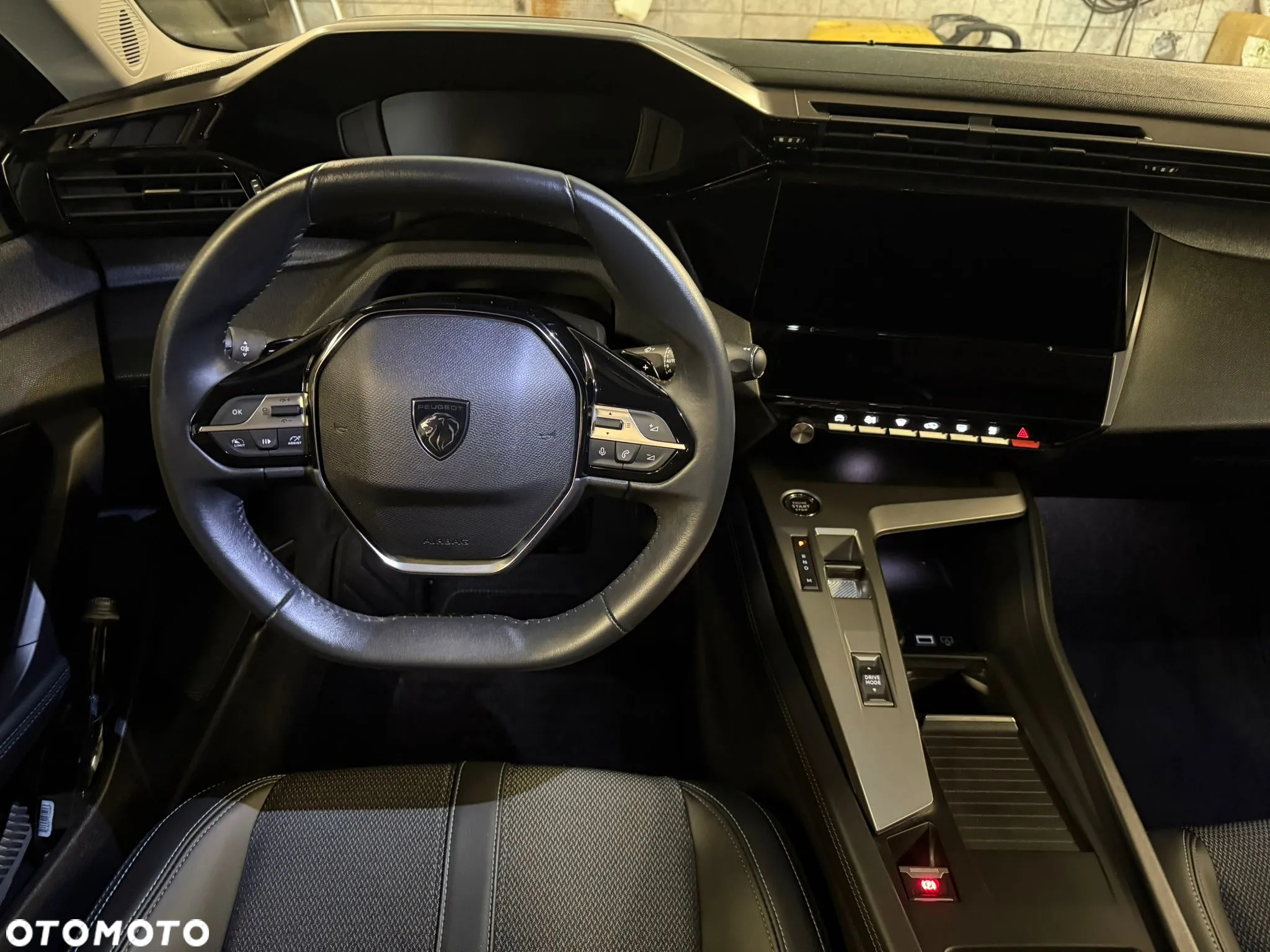 Peugeot 308 1.2 PureTech Allure Pack S&S EAT8 - 5