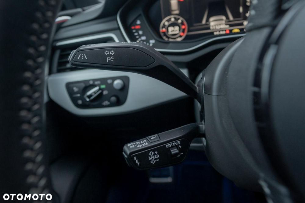 Audi A4 Avant 2.0 TDI S tronic quattro sport - 39