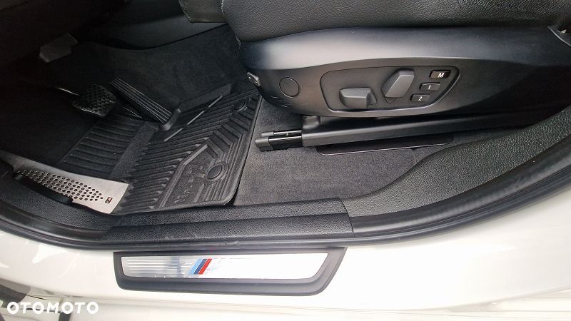 BMW X3 xDrive20d - 17