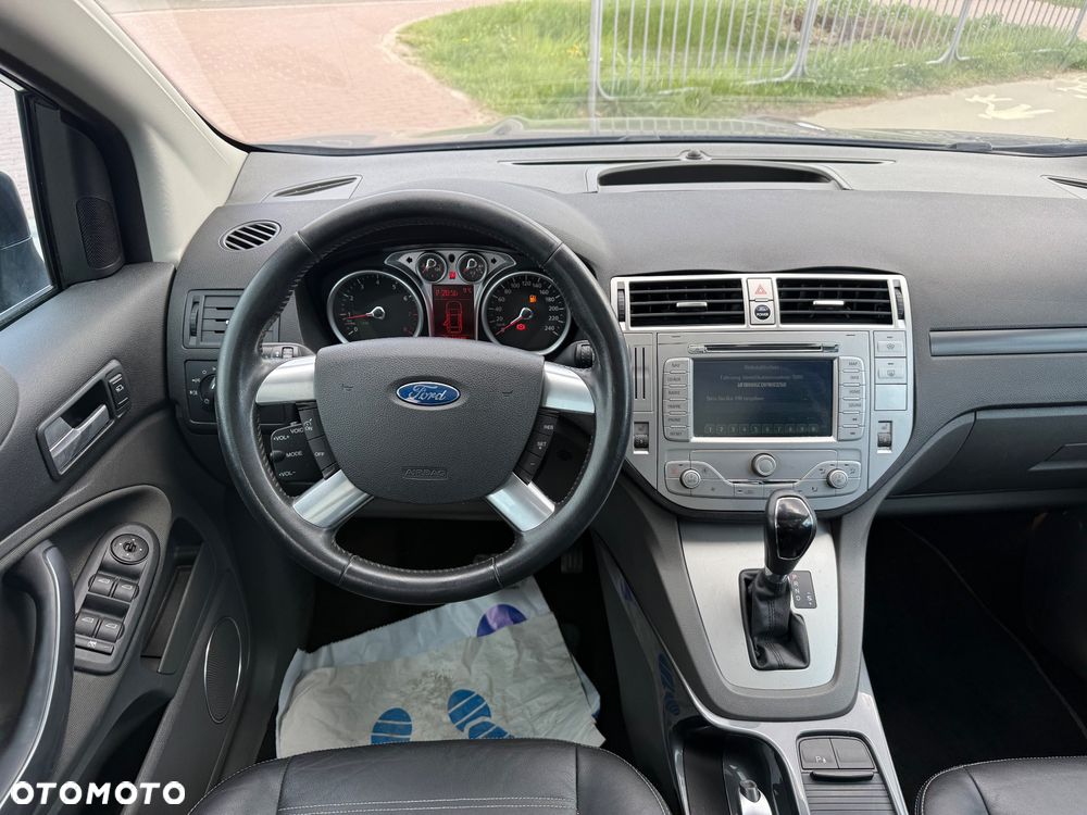 Ford Kuga 2.5 4x4 Titanium - 12