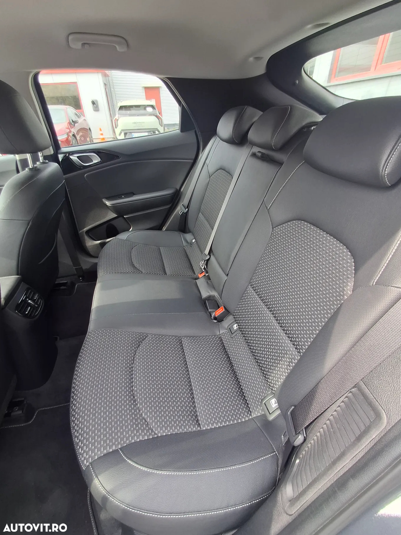 Kia XCeed - 11