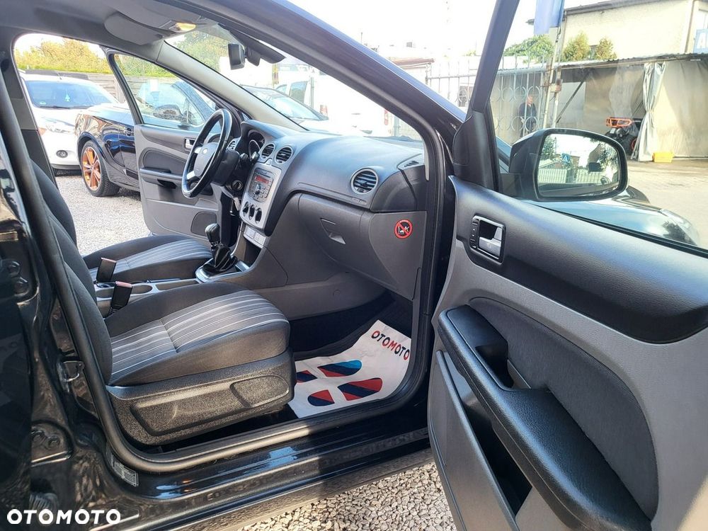 Ford Focus - 21