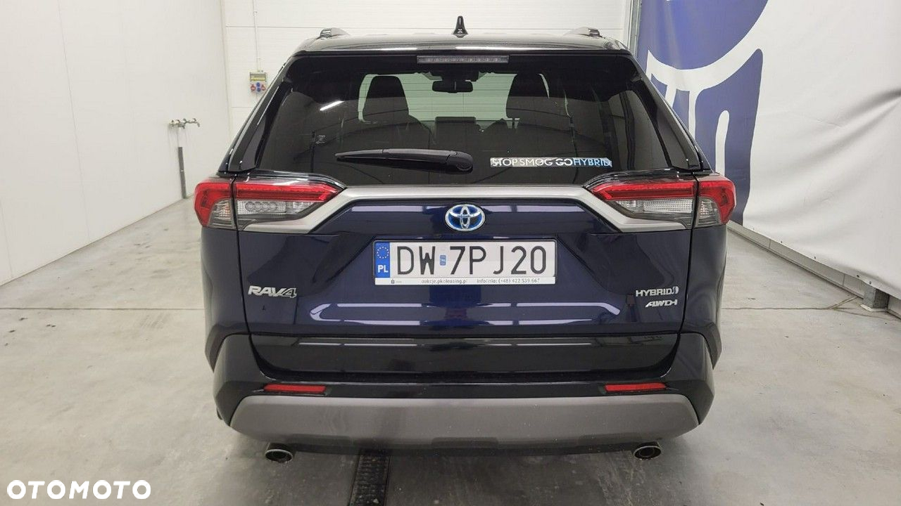 Toyota RAV4 - 7