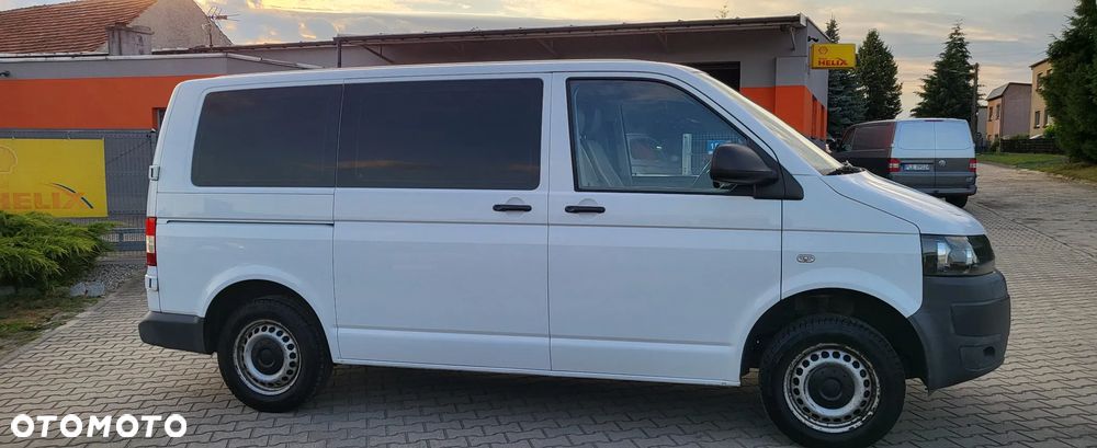 Volkswagen Transporter - 4