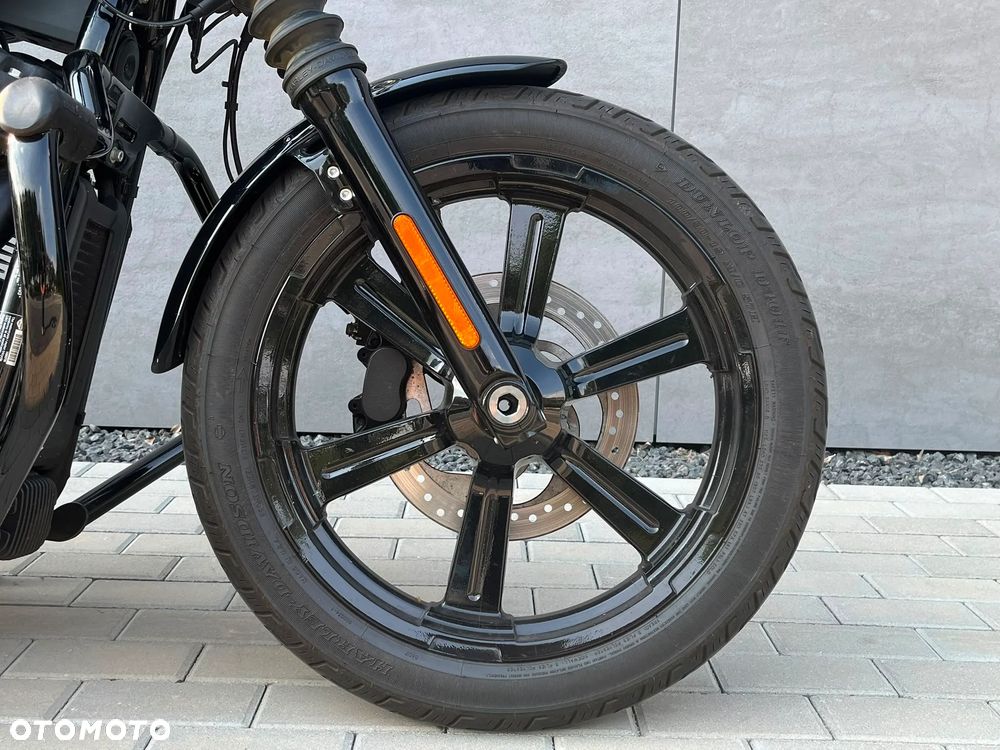 Harley-Davidson Softail Street Bob - 8