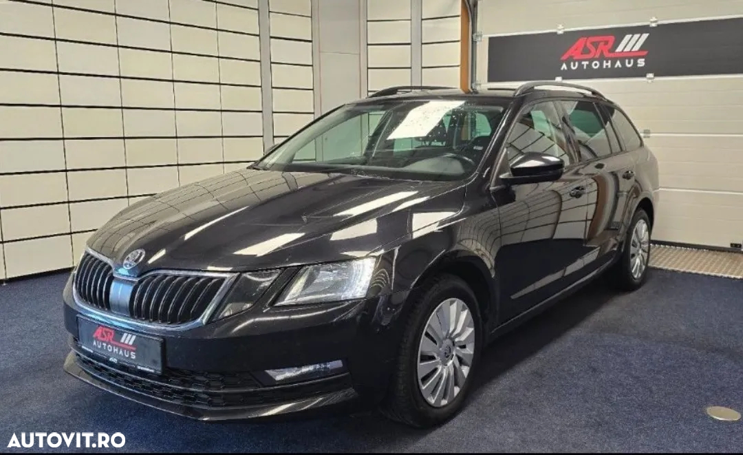 Skoda Octavia Combi Diesel 2.0 TDI Style - 17