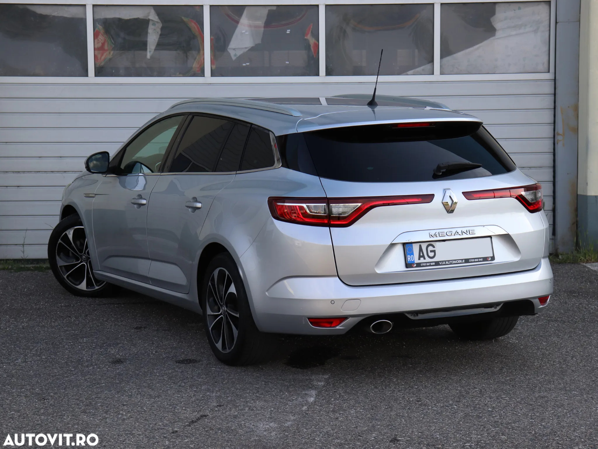 Renault Megane ENERGY dCi 110 EDC INTENS - 2