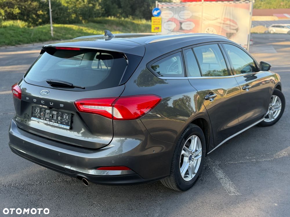 Ford Focus 1.0 EcoBoost Hybrid TITANIUM STYLE - 3