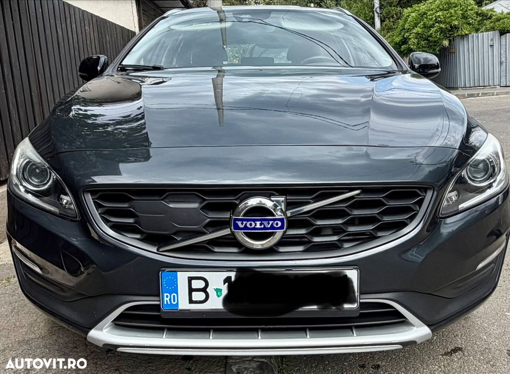 Volvo V60 D4 Momentum - 1