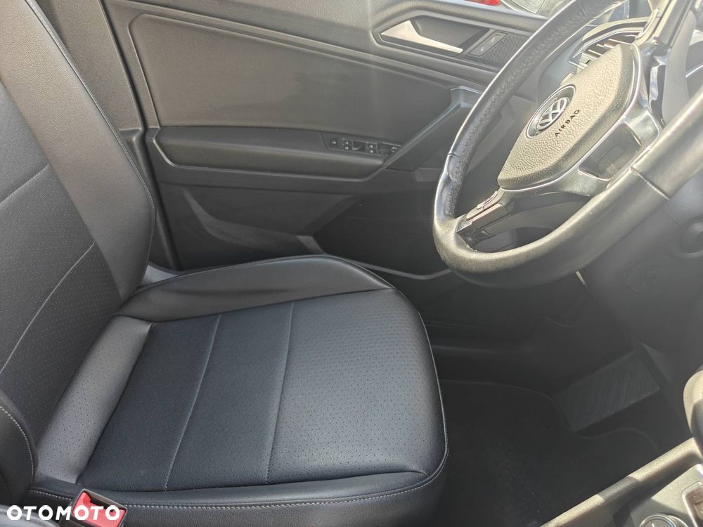 Volkswagen Tiguan - 15
