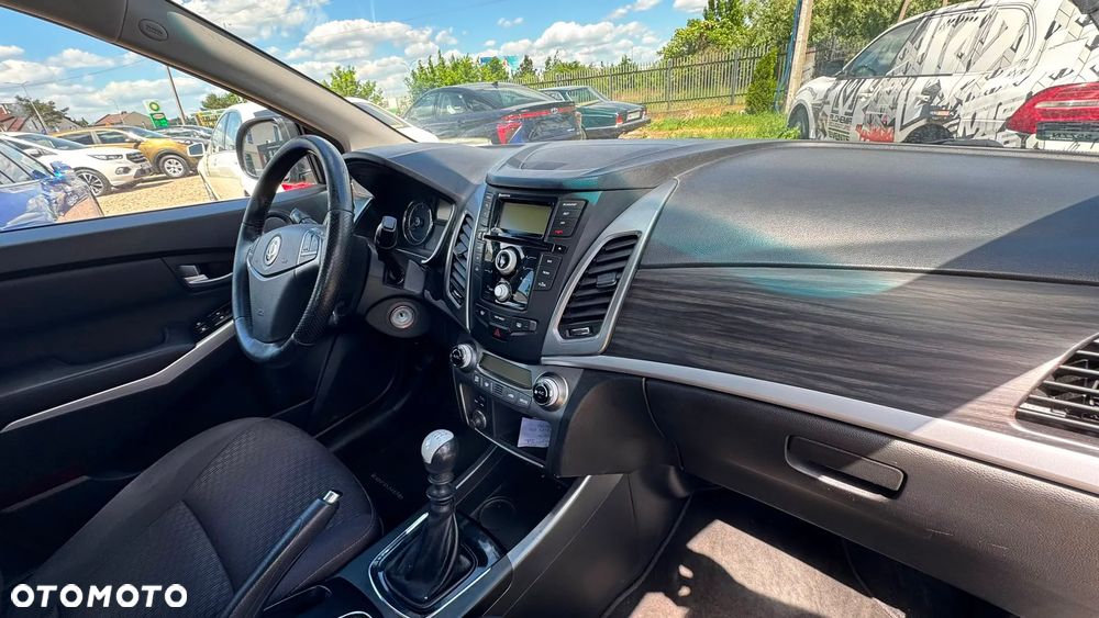 SsangYong/KGM Korando 2.0 e-XDi Quartz - 14