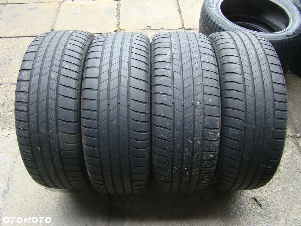 a17 5x112 VW T-Roc Beetle Skoda Karoq Yeti Seat Ateca Audi Q2 7Jx17 opony lato 215/55 - 11