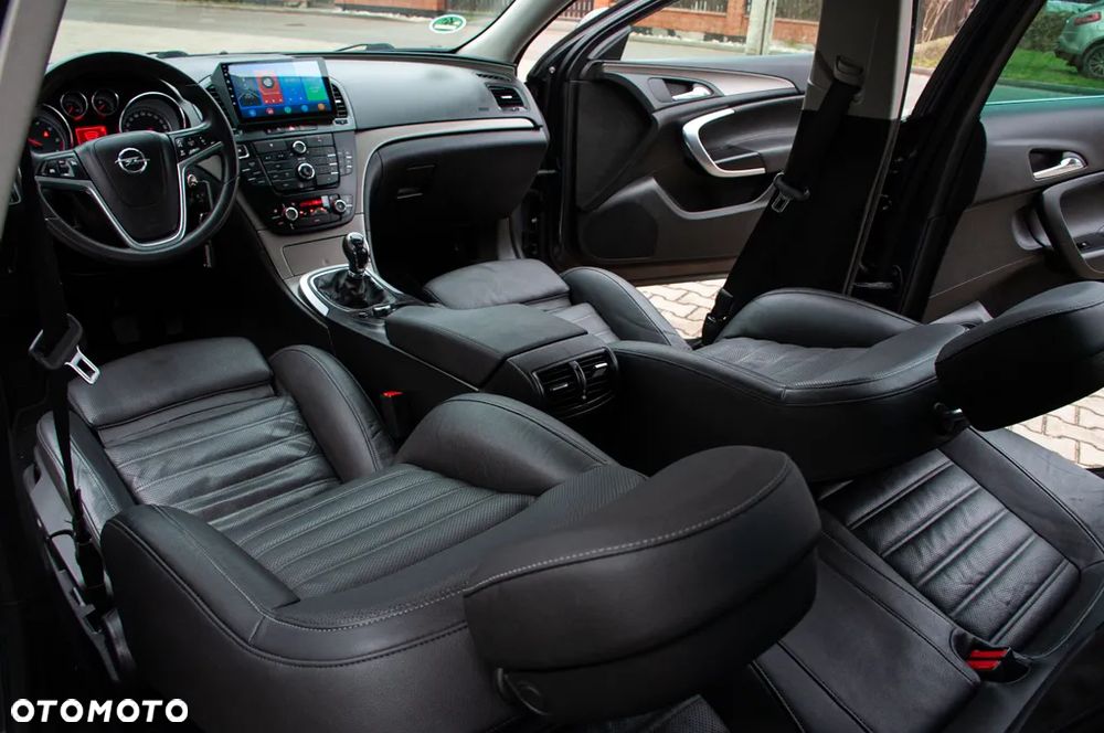 Opel Insignia - 29