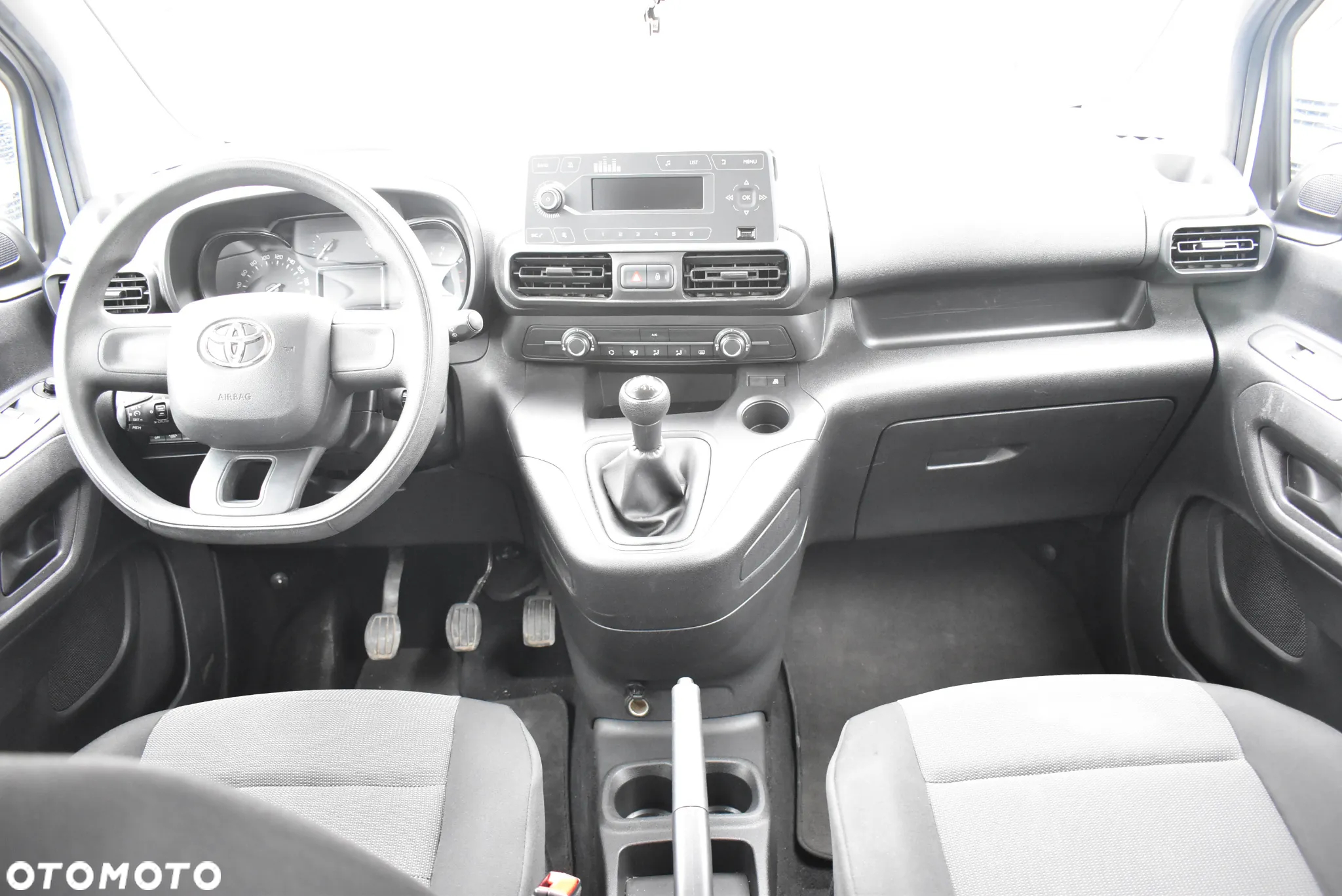 Toyota Proace City Verso 1.5 D-4D Business - 20