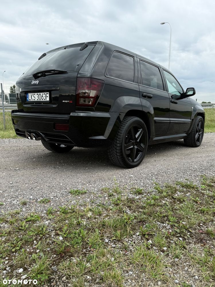 Jeep Grand Cherokee 6.1 V8 SRT8 - 11