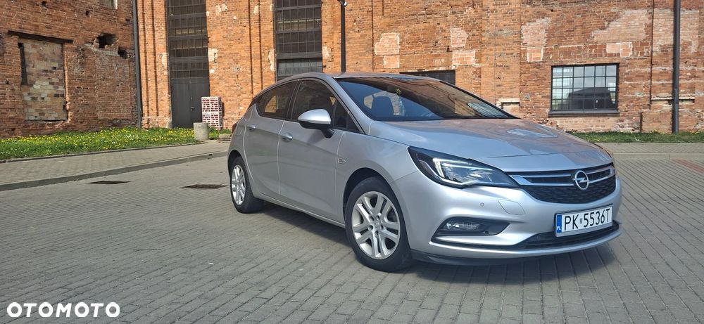 Opel Astra 1.6 CDTI Dynamic - 3