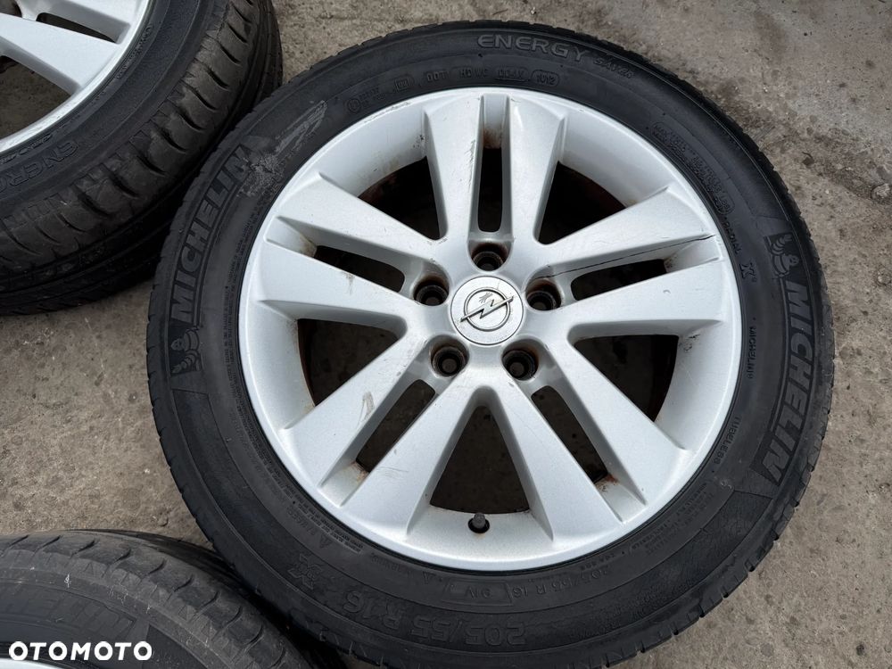 Felgi 16' koła Opel Astra III Meriva Zafira 13242072 5x110 6,5Jx16 ET37 centr 65,1 OE - 5