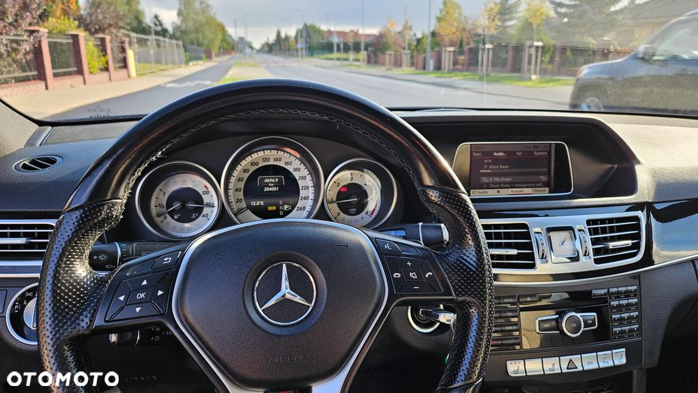 Mercedes-Benz Klasa E 220 CDI 7G-TRONIC Avantgarde - 22