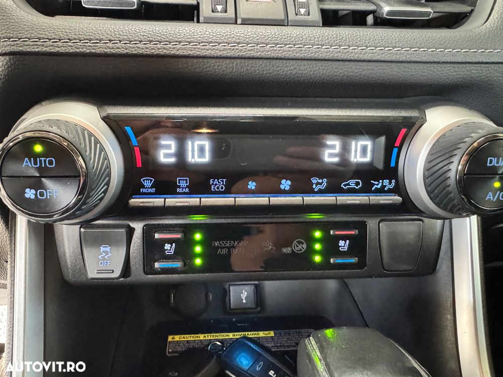 Toyota RAV4 2.5 VVT-iE 4x4 Luxury Premium - 12