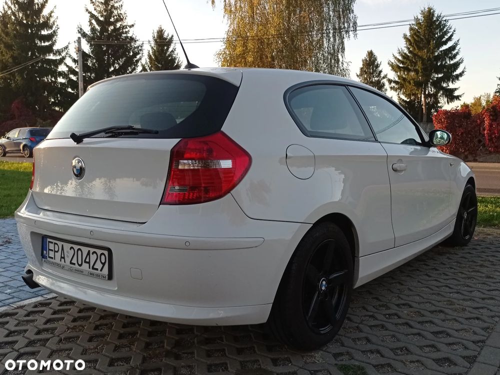 BMW Seria 1 116i - 18
