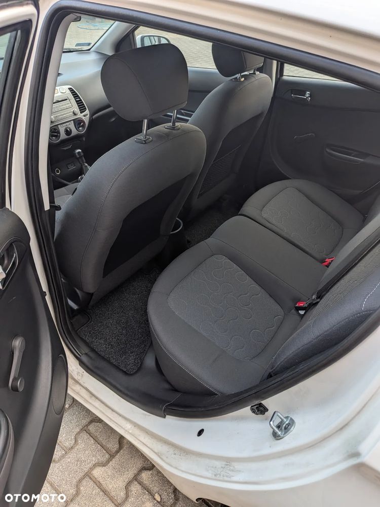 Hyundai i20 1.2 Classic EU5 - 6