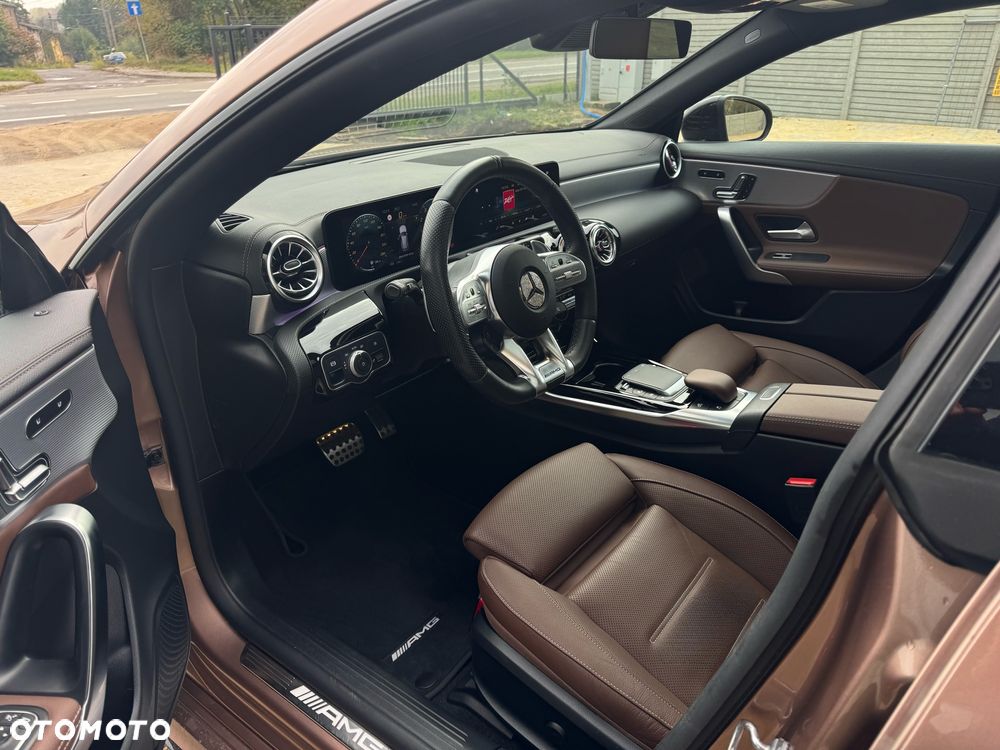 Mercedes-Benz CLA AMG 35 4-Matic 7G-DCT - 10