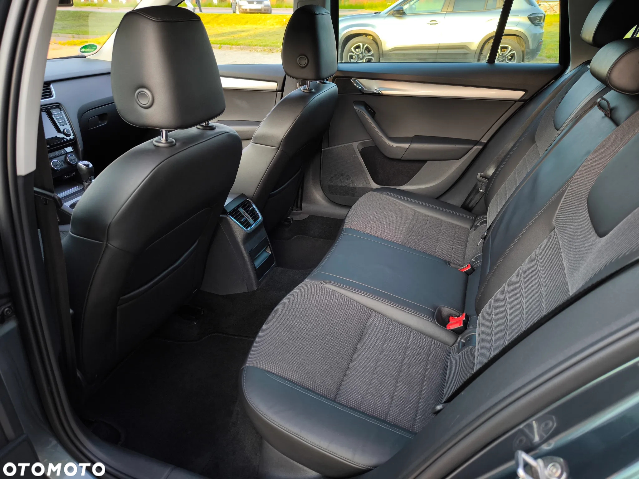 Skoda Octavia Combi 2.0 TDI Style - 12