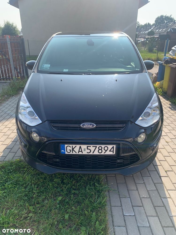 Ford S-Max - 11