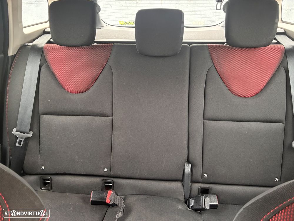 Renault Clio Sport Tourer 1.5 dCi - 38