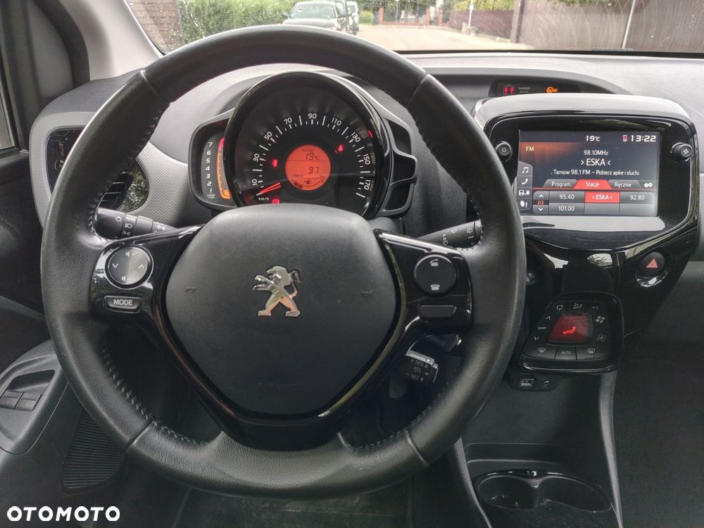 Peugeot 108 VTI 72 Stop&Start Top Allure - 13